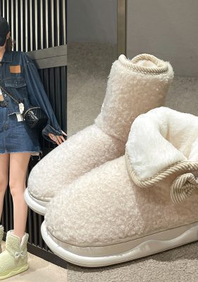 女靴子靴子韩版潮时尚保暖防滑绒面圆头