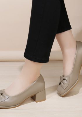 小皮鞋春夏季新款单鞋女鞋子低帮鞋韩版时尚学生圆头粗跟