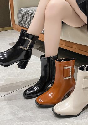 女靴子靴子韩版潮时尚保暖防滑绒面短靴圆头粗跟