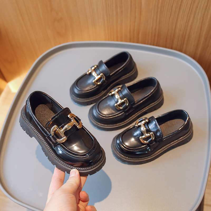 Chaussures en cuir pour filles2022Printemps année nouvelle version coréenne enfants Single shoes mode yochi noir petite fille Yogi chaussures