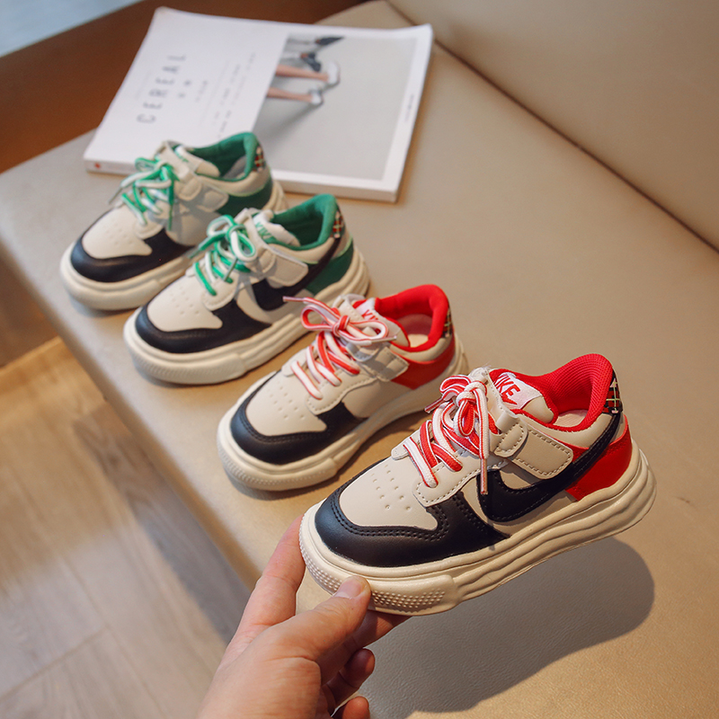 2022Весенние и осенние кроссовки для детей Кроссовки для девочек Корейская версия Студенческая обувь для отдыха Кроссовки для мальчиков