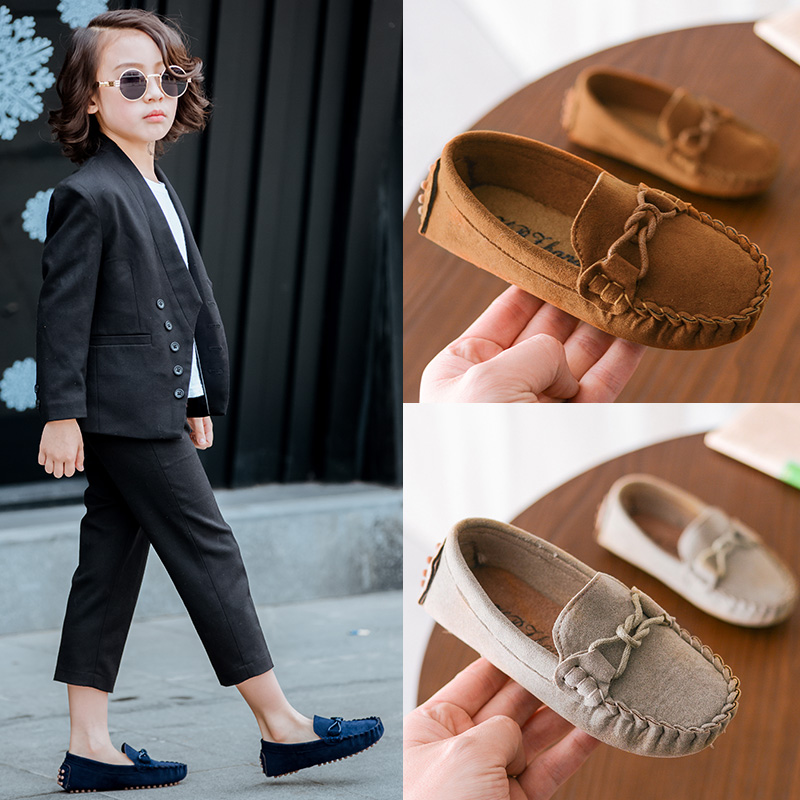 Skor för herr och dam Koreanska casual barnskor2022Ny koreansk version av enkla casual skor Princess skor Pea skor Ljusa små läderskor