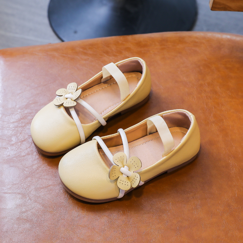 Giày nữ mùa thu2023Mới Xuân Thu Hàn Quốc phiên bản Trung Đại Đồng công chúa giày đế mềm mặt đơn bé Đậu Đậu giày