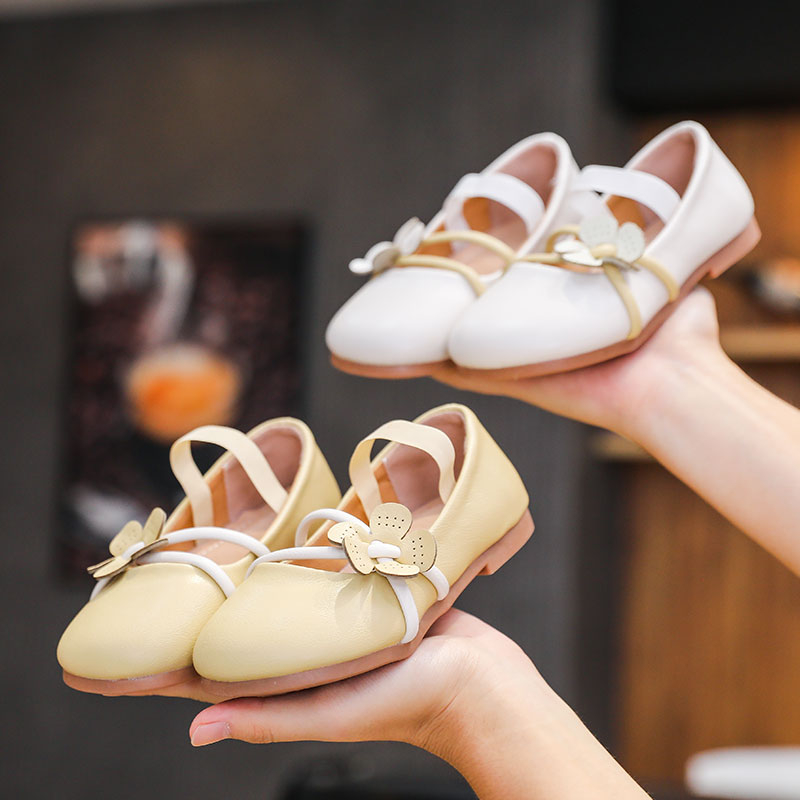 Lederschuhe für Mädchen Herbst2023Neue Frühling und Herbst Koreanische Ausgabe Zhongda Tong Prinzessin Schuhe Weiche Sohle Soft Top Einzelschuhe Baby Bean Schuhe