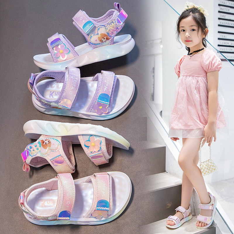 Été nouveau filles sandales Magic sticker Soft Bottom petites filles chaussures de plage paillettes peep Toe enfants mocassins coloré polyuréthane