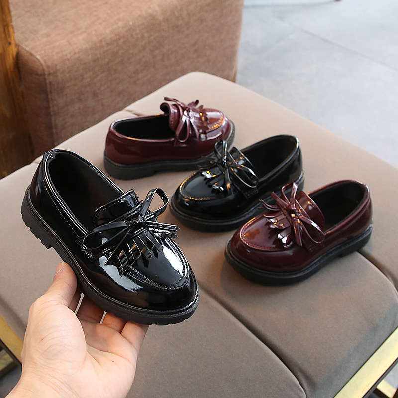 Girls' Leather Shoes Spring and Autumn Season New Korean Edition Children's Single Shoes Fashionable and Foreign Style Black Little Girls' Foreign Style Shoes Patent Leather Retro Performance Shoes Lacing up
