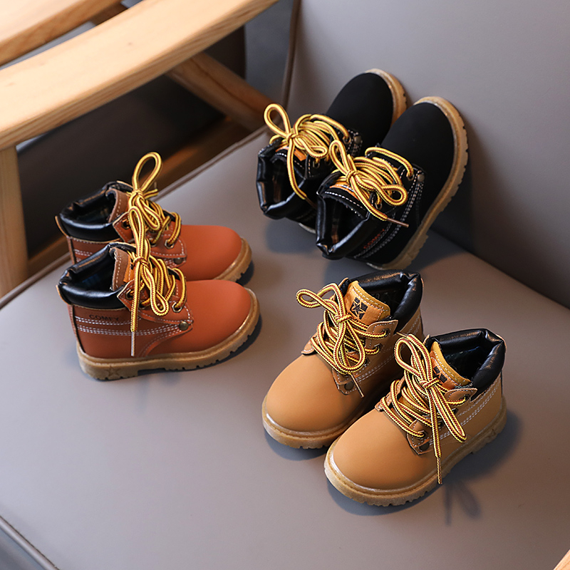 Autumn and winter children's small leather shoes with lace up British style boys' big toe leather shoes, children's soft soled cotton boots, winter Martin boots, one-piece dropshipping, cross-border year-round supply of big toe boots